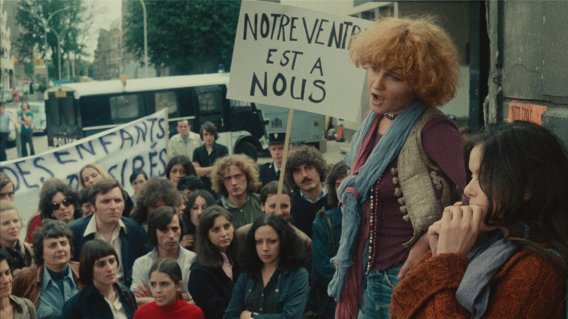 L'une chante l'autre pas