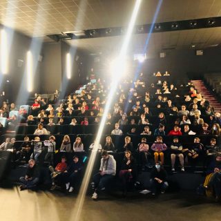 Remise des prix - Travelling 2025 - Élèves en salle