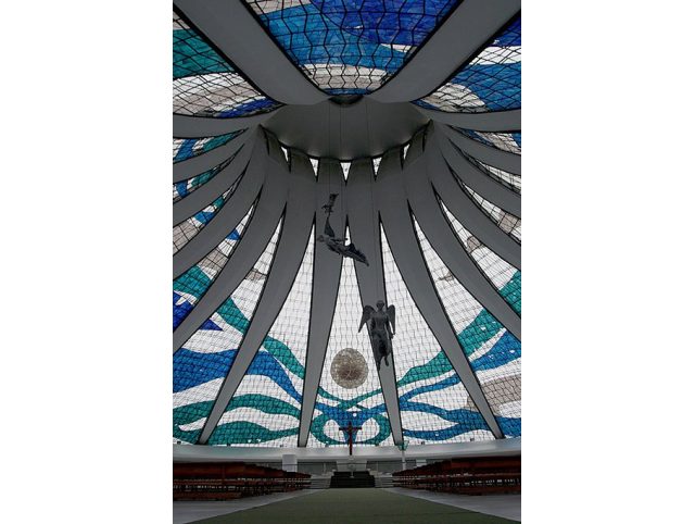 OscarNiemeyer v2.jpg