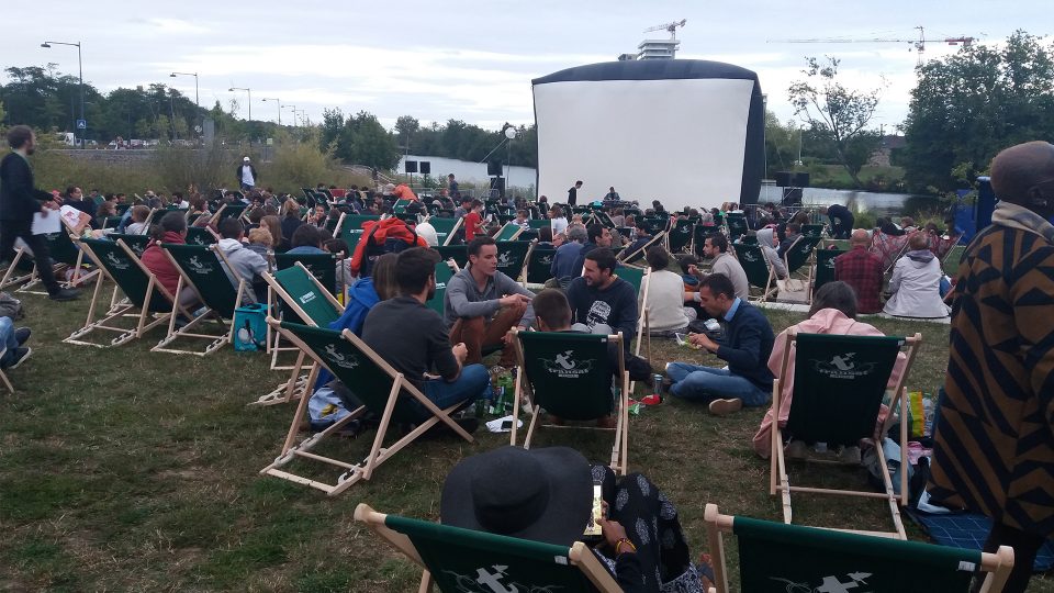 La Ville de Rennes s'est doté de matériels dédiés au cinéma en plein air